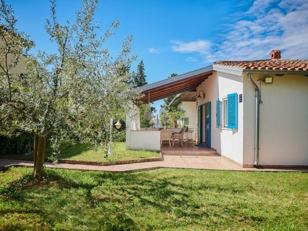 Villa Holiday House Punta Umag Exterior foto